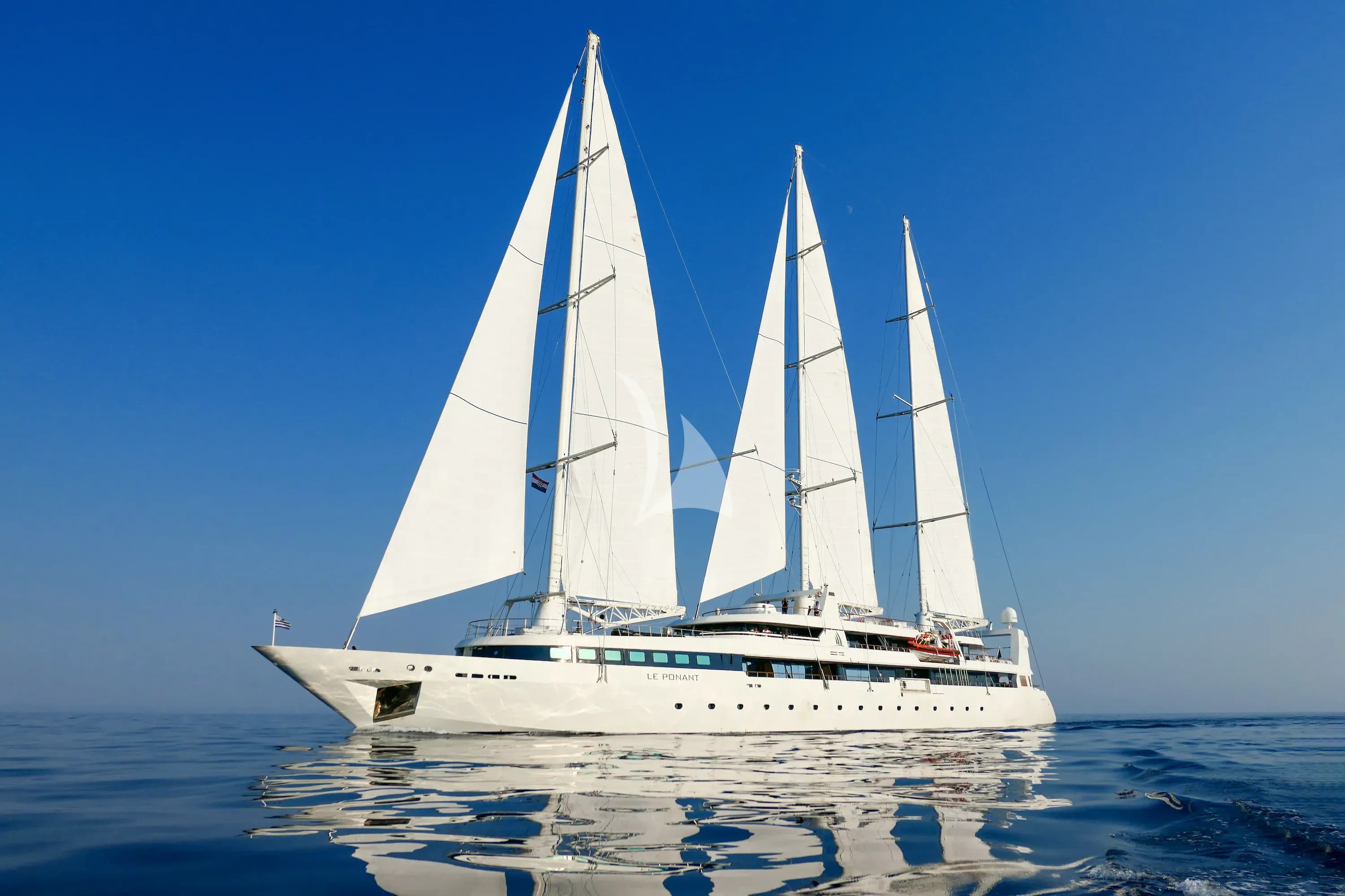 LE PONANT