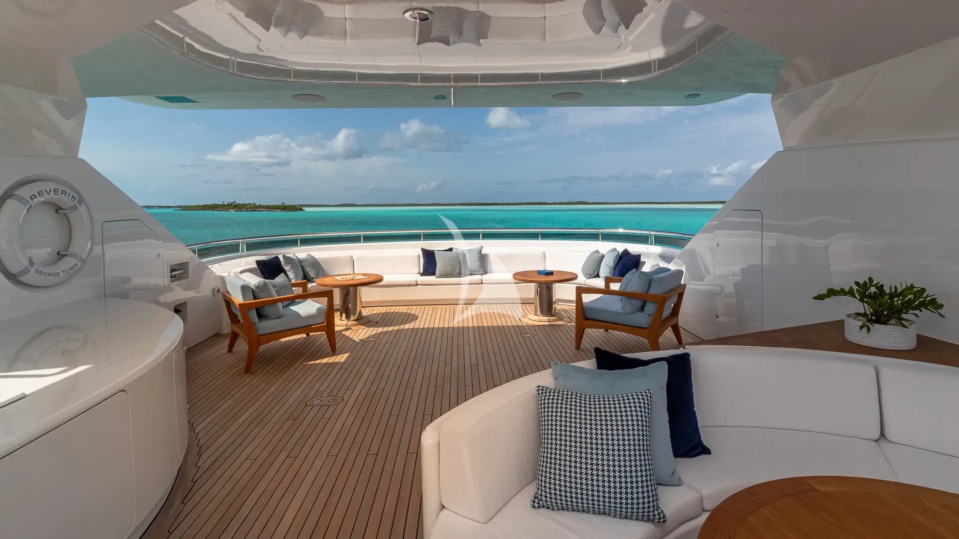 REVERIE Sun Deck Aft