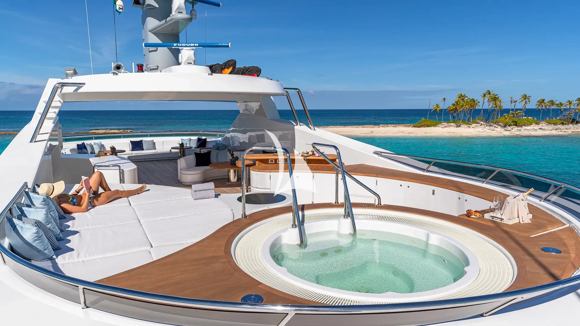 REVERIE Sun Deck