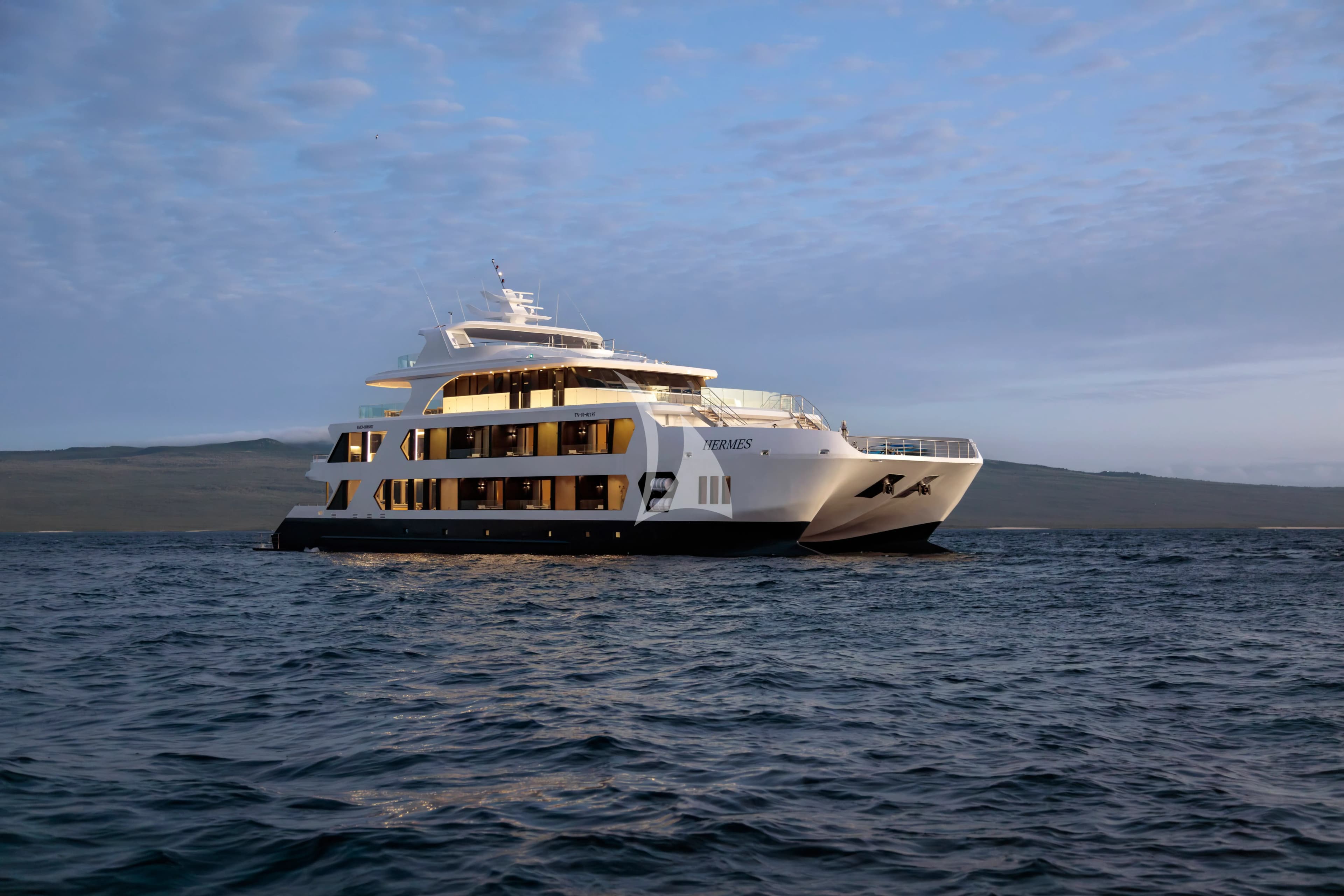 Hermes at dusk