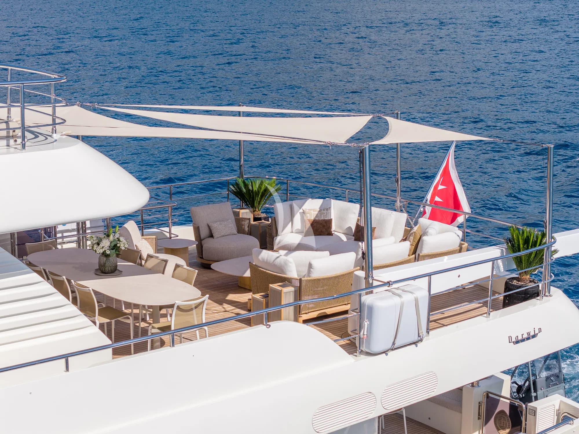 Upper deck
