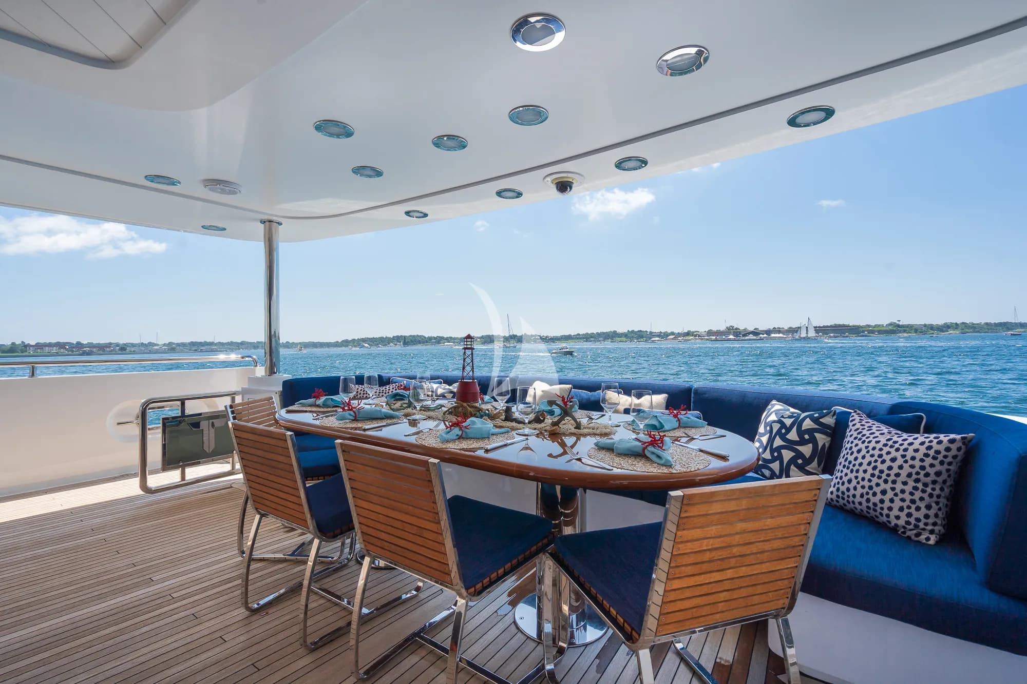 AFT DECK DINING