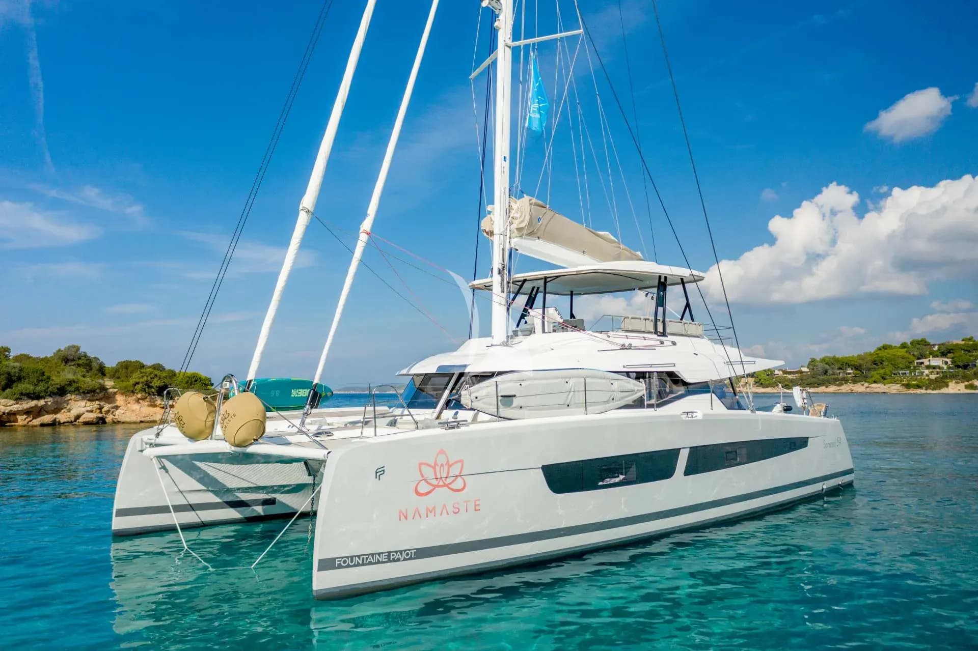 S/Y NAMASTE ON ANCHOR